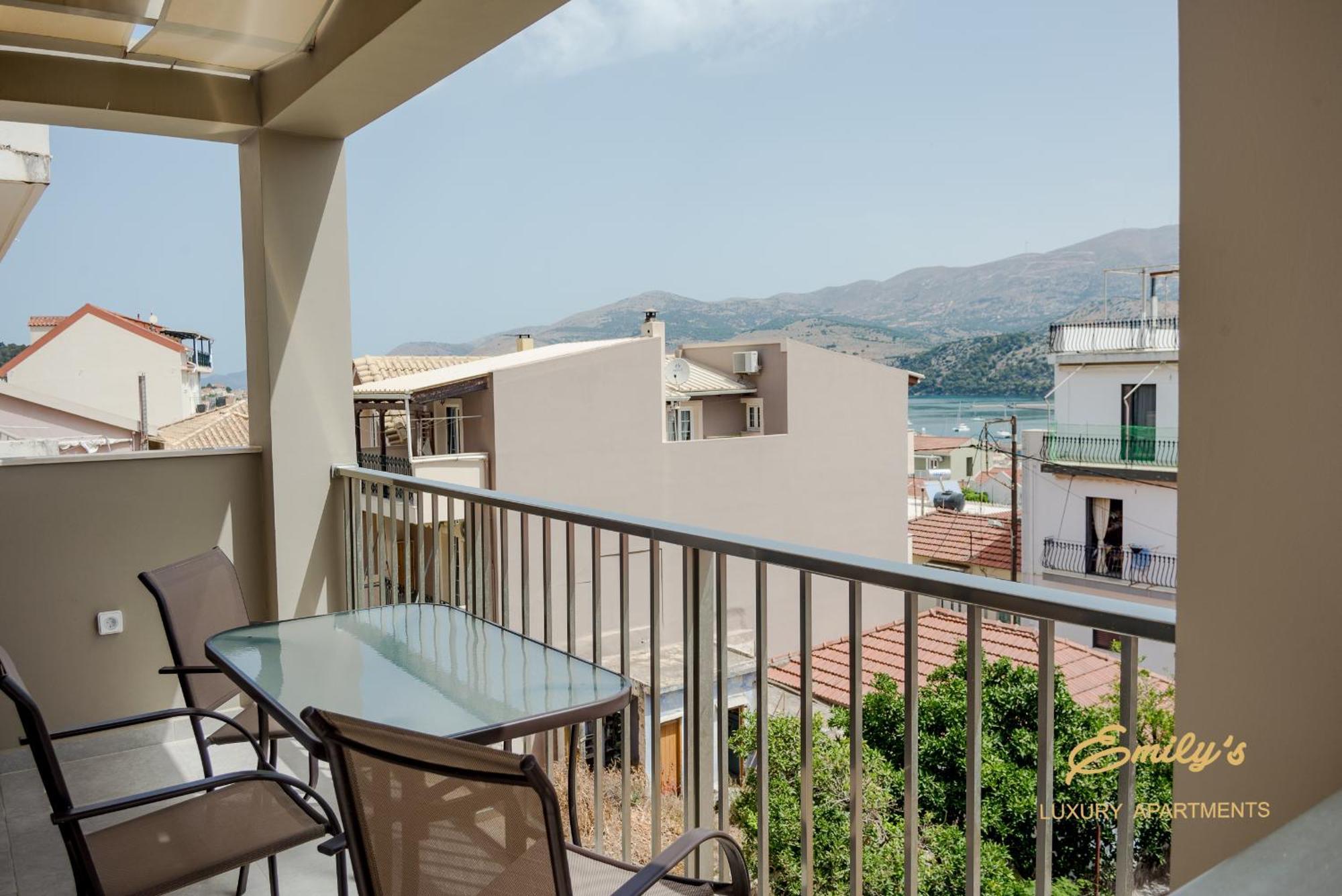 Emily'S Luxury Apartments Argostoli  Exterior foto