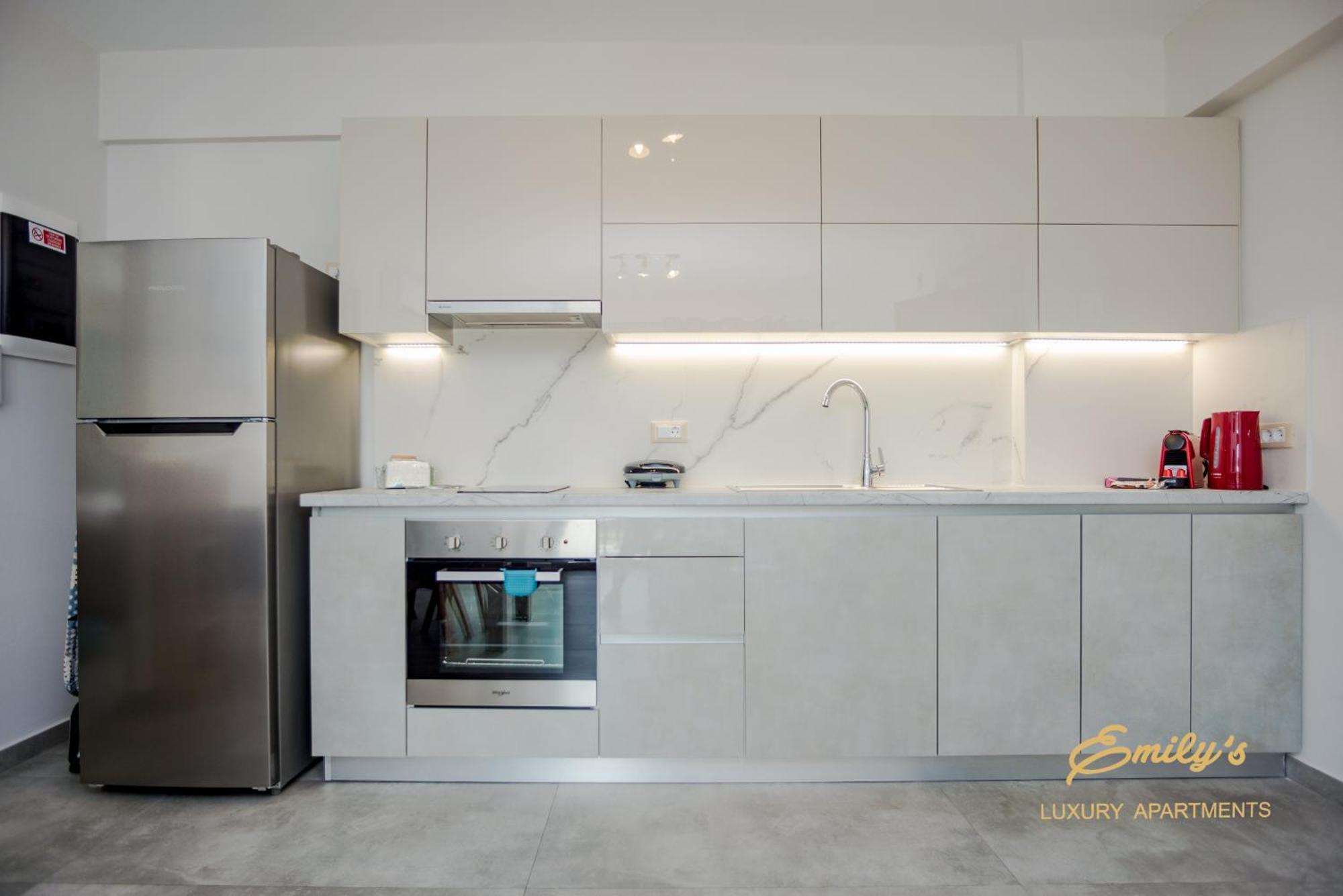 Emily'S Luxury Apartments Argostoli  Exterior foto